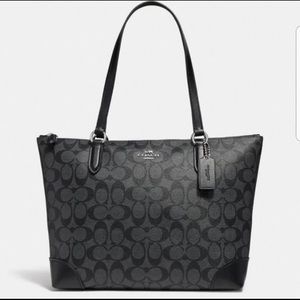 Coach purse and wallet set